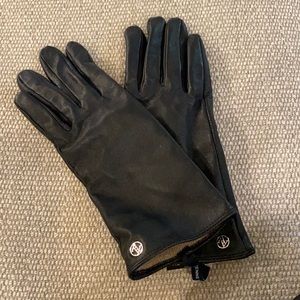 leather gloves lined in cashmere